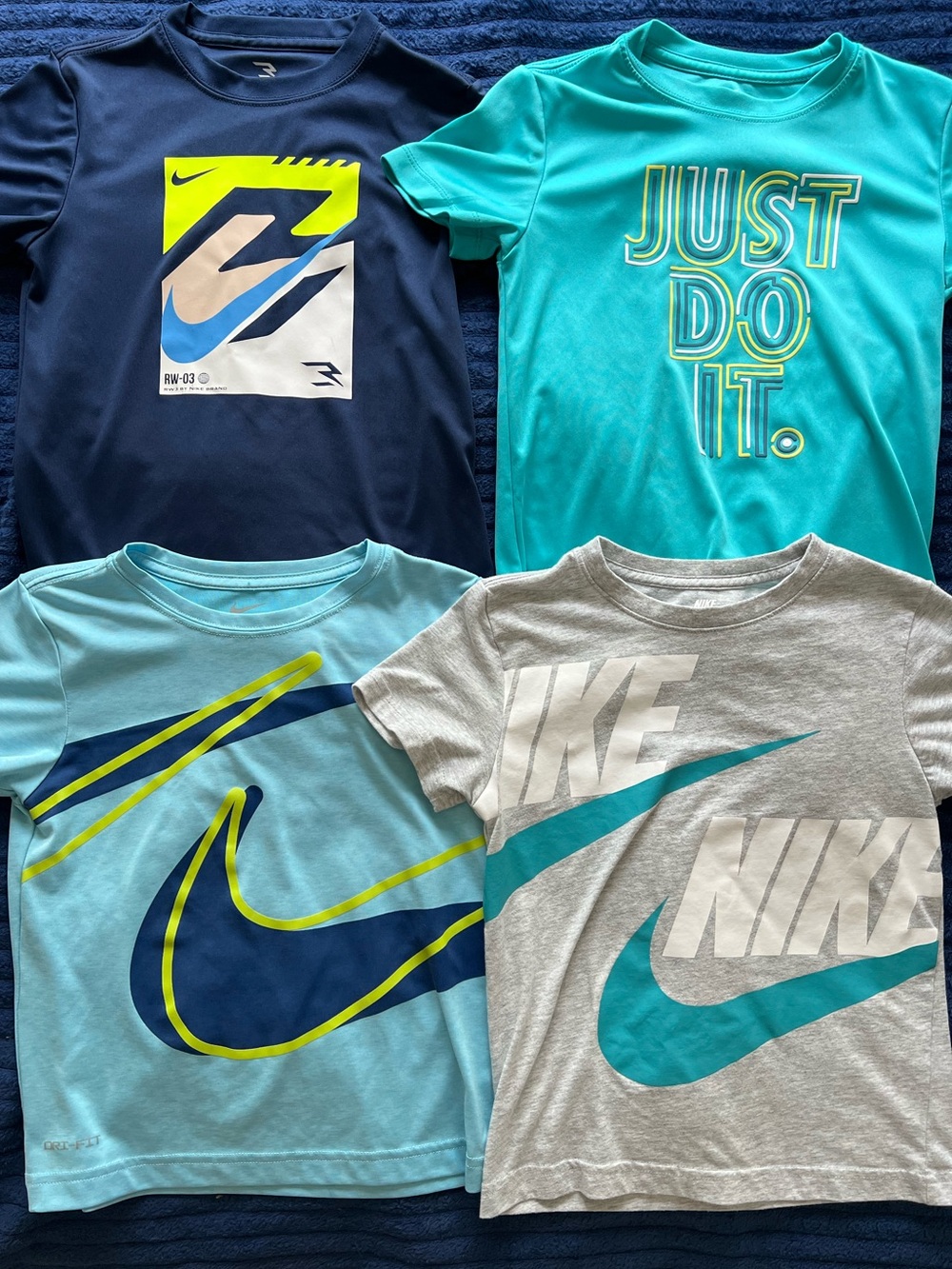 Set of 4 Nike Shirts